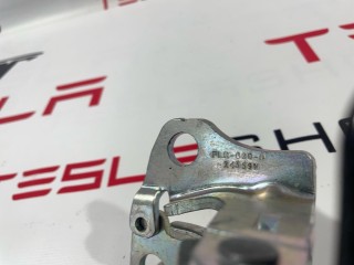 петля двери, ориг. номер 1773630-00-A, Tesla Model 3 2 2024-2026