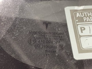 Стекло лобовое, ориг. номер 1466270-00-C, 1110860-00-F, 1126265-00-F, Tesla Model 3 2017-2021
