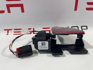прочая запчасть, ориг. номер 1038548-00-I, 1038557-00-C, 1042766-00-J, Tesla Model X 2015-2021