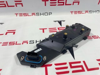прочая запчасть, ориг. номер 1106394-11-H, Tesla Model Y 2020-2026