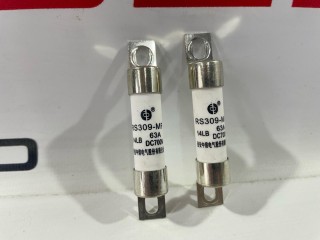 Предохранитель выс. основной батареи RS309-MF 14LB DC700V 63A, ориг. номер 5020206, 1666968-00-C, RS309-MF, Tesla Model 3 2017-2021