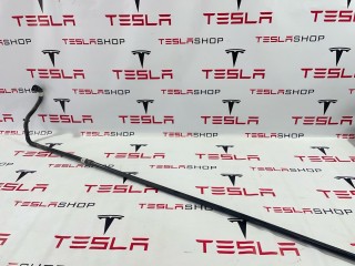 Шланги охлаждающей жидкости, ориг. номер 1077593-00-D, Tesla Model 3 2017-2021