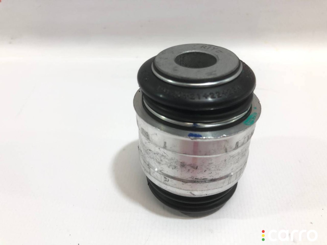 6007997-00-B, 1048951-00-B, 1027351-00-S сайлентблок переднего рычага Tesla Model S 2018г. - фото №3