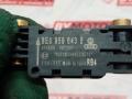 8E0959643B Датчик AirBag Audi A4 B7 2007г. - фото №4