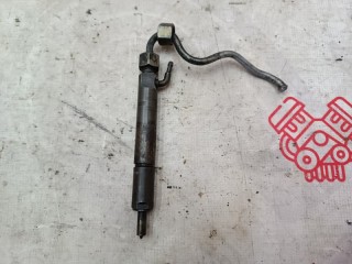 Форсунка, ориг. номер 02126826, 02112626, 02112351, Deutz DX