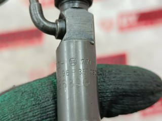 Форсунка, ориг. номер 02126826, 02112626, 02112351, Deutz DX