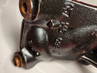 Кронштейн крепления турбины, ориг. номер 057145093E, Audi Q7 4M restailing 2019-2024