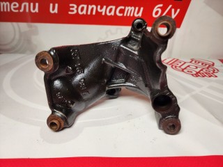 Кронштейн крепления турбины, ориг. номер 057145093E, Volkswagen Touareg 3 2018-2023