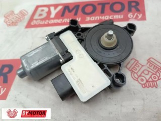 Привод шторки багажника, ориг. номер 4M8863560, Audi Q8 2018-2023