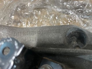 Кронштейн двигателя, ориг. номер 6861559, 22116861559, 6861555, BMW X3 G01 2017-2021
