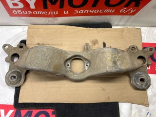 Балка под КПП Audi A4 B7 2004-2009, 8E0399263AL