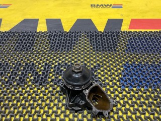 Помпа BMW 5 E39 2000-2004