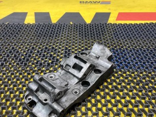 Кронштейн генератора BMW 5 F10/F11/GT F07 2009-2013