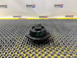 Подушка крепления двигателя правая BMW 7 E65/E66 2001-2005