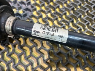 Полуось передняя левая, ориг. номер 7570269, BMW 5 E60/E61 2002-2007