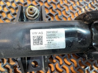 стойка амортизатора передняя правая, ориг. номер 2N0413031AT, Volkswagen Crafter 2 2016-2026