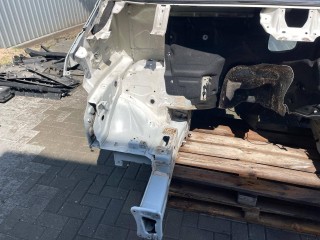 четверть, Volkswagen Crafter 2 2016-2026