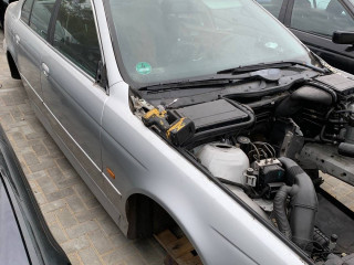 BMW 5 E39 [рестайлинг] 2002г. 2.0 л., M47 D20 (204D1), дизель, МКПП - фото №2