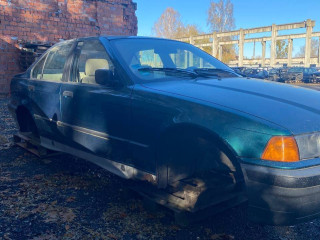 BMW 3 E36 1992г. 1.6 л., M40 B16 (164E1), бензин, МКПП - фото №1