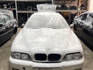 BMW 5 E39 [рестайлинг] 2002г. 2.5 л., M57 D25 (256D1), дизель, МКПП - фото №1