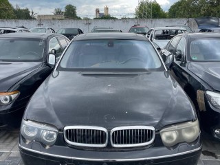 BMW 7 E65/E66 2003г. 6.0 л., N73 B60 A, бензин, АКПП - фото №1