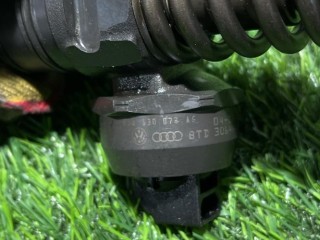 Форсунка, ориг. номер 038130073AG, Audi A4 B6 2000-2006