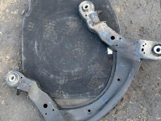 Передняя балка (подрамник) Audi A6 4F/C6 2004-2008