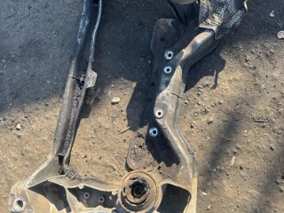 Передняя балка (подрамник) Mercedes-Benz C W203/S203/CL203 2000-2004