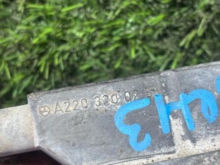 Блок клапанов пневмоподвески, ориг. номер A2203200258, Mercedes-Benz S W220 1998-2002