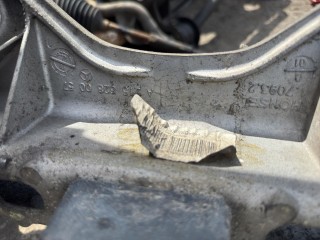 Передняя балка (подрамник) Mercedes-Benz S W220 1998-2002
