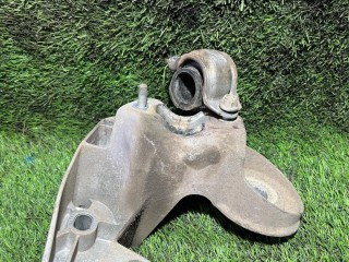 кронштейн стабилизатора передний правый, ориг. номер 4F0199352M, Audi A6 4F/C6 2004-2008