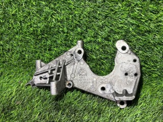 Кронштейн ТНВД, ориг. номер 059130147, Audi A6 4F/C6 2004-2008
