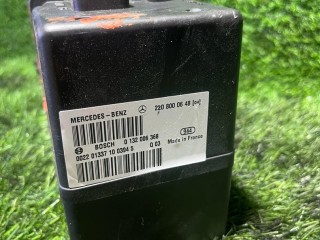 компрессор центрального замка, ориг. номер 2208000648, Mercedes-Benz S W220 1998-2002