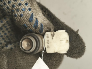 Форсунка топливная, ориг. номер 036031AC, Volkswagen Golf 5 2003-2009