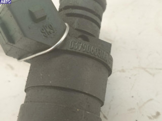 Форсунка топливная, ориг. номер 037906031AA, Volkswagen Golf 4 1997-2006