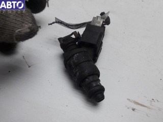 Форсунка топливная, ориг. номер 037906031AA, Volkswagen Golf 4 1997-2006