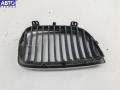 7077129 Решетка радиатора BMW 1 E81 (2004-2012) 2006г. - фото №2