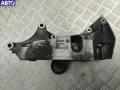 032145169Q Кронштейн генератора Volkswagen Golf 4 1998г. - фото №4