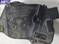 03C133062C Заслонка дроссельная Volkswagen Caddy (2004-2010) 2009г. - фото №3