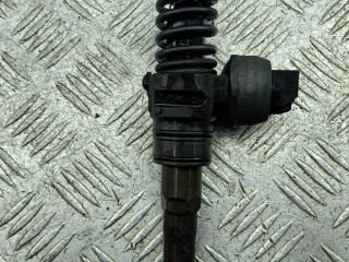Форсунка топливная Volkswagen Passat B5 2000-2005