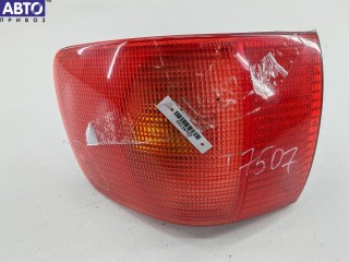 Фонарь задний правый Audi 80 B4 (1991-1996)