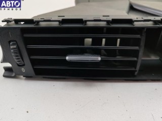 Дефлектор обдува салона, ориг. номер 6924082, BMW 3 E90/E91/E92/E93 (2005-2013)