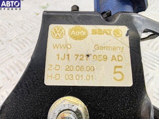 Педаль сцепления, ориг. номер 1J1721059AD, Volkswagen Golf 4 1997-2006