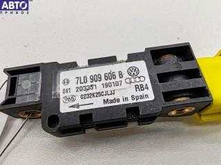 Датчик удара (Airbag), ориг. номер 7L0909606D, Volkswagen Touareg 2002-2007