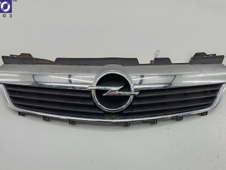 Решетка радиатора Opel Zafira B 2005-2008