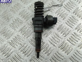 Форсунка топливная Volkswagen Passat B5 2000-2005