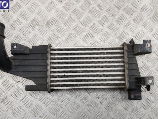 Радиатор интеркулера Opel Astra H 2004-2007