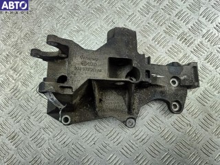 Кронштейн генератора Volkswagen Passat B5 2000-2005