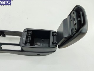 Подлокотник, ориг. номер GJ6A64431T, Mazda 6 GG/GY (2002-2007)