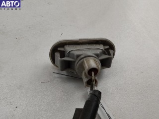 Повторитель поворота правый, Nissan Tiida 2004-2012